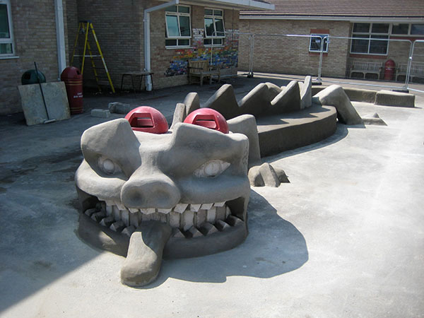 Katharine Lady Berkeley's School Dragon/>
                <img u=